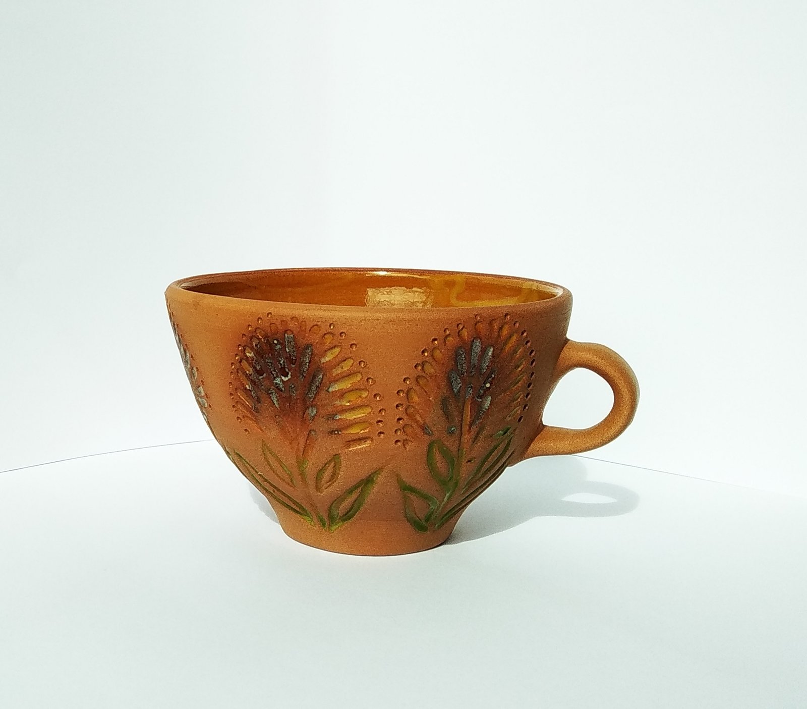 Earthenware Rose Bloom Mug - Image 3