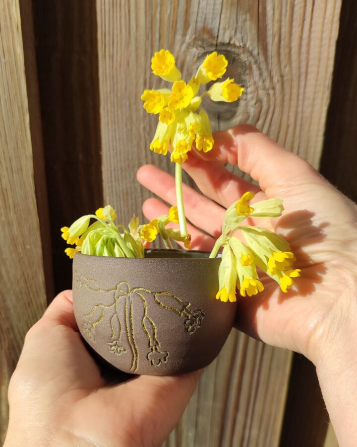 Earthen Bloom Engraved Cup